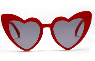 Herzförmige Sonnenbrillen